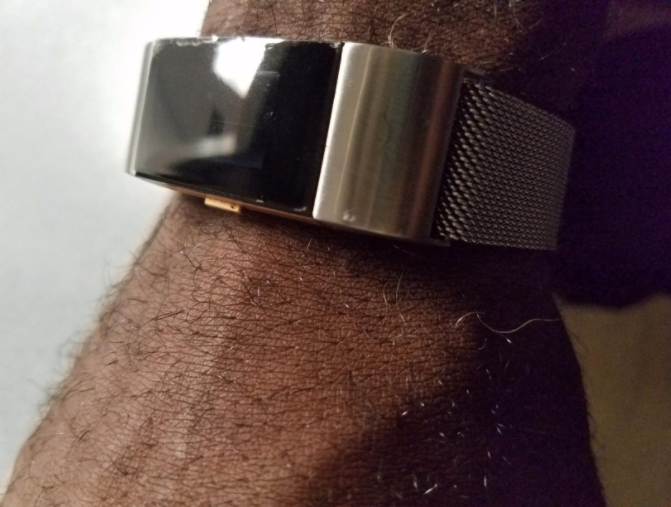 Review From Customer-Excellent Replacement For Fitbit Charge 2 Stock Band